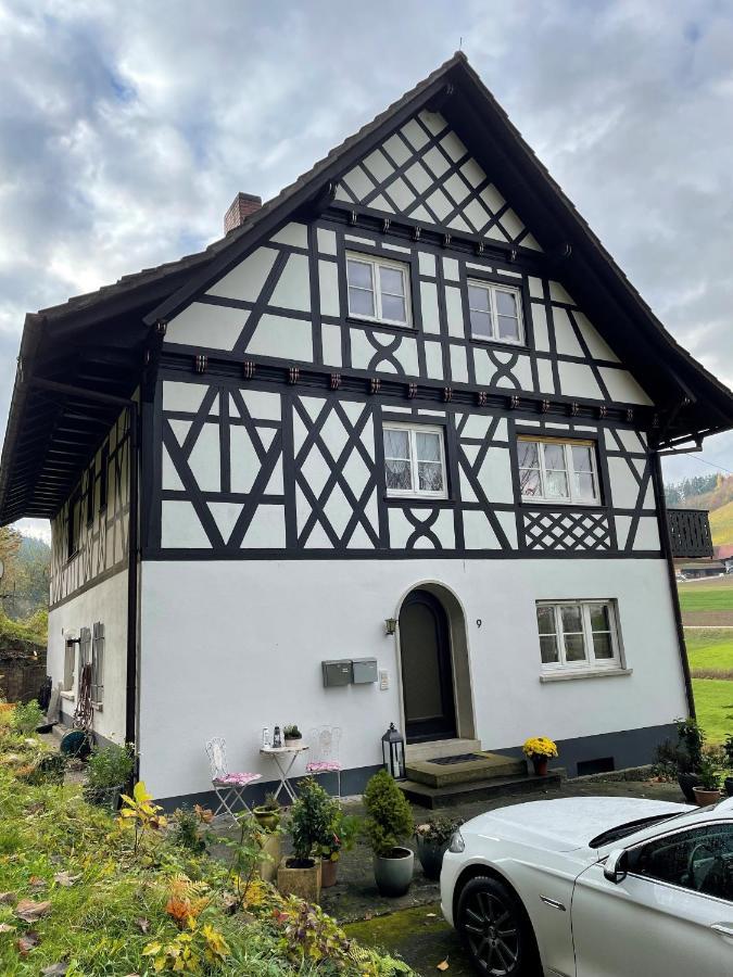 Hesselbach Apartment *